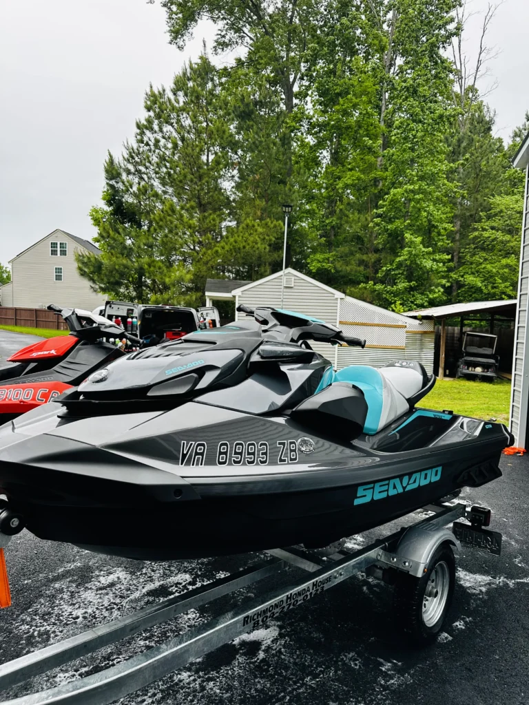 Boat Detailing result by Castillo’s Detailing, Richmond VA